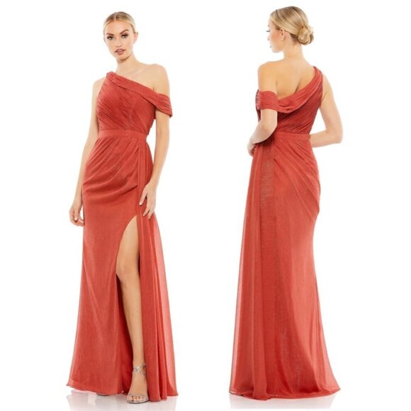 MAC DUGGAL Draped One Shoulder Chiffon Gown in Crimson Red Size US 4 - Picture 1 of 10